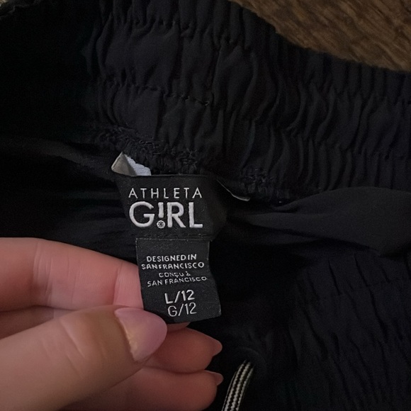 ATHLETA girls black shorts 10/12!!🩳 - Picture 3 of 3